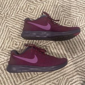 Nike Women’s Running Shoe. Size 8.5